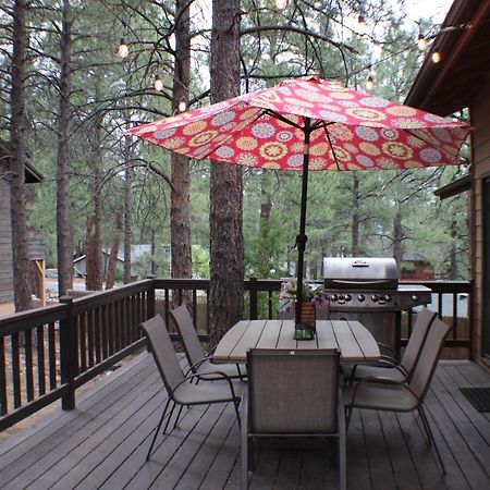 Kathys Cabin, King Bed, Hot Tub, Near-Nau & Downtown Attractions, Perfect Year-Round Mountain Getaway Flagstaff Zewnętrze zdjęcie