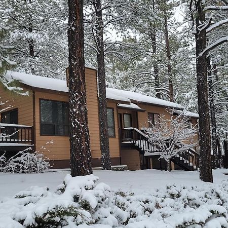 Kathys Cabin, King Bed, Hot Tub, Near-Nau & Downtown Attractions, Perfect Year-Round Mountain Getaway Flagstaff Zewnętrze zdjęcie