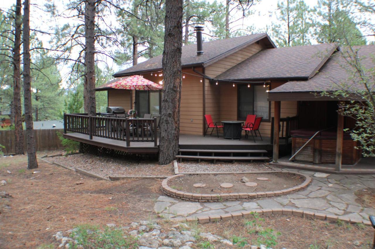 Kathys Cabin, King Bed, Hot Tub, Near-Nau & Downtown Attractions, Perfect Year-Round Mountain Getaway Flagstaff Zewnętrze zdjęcie