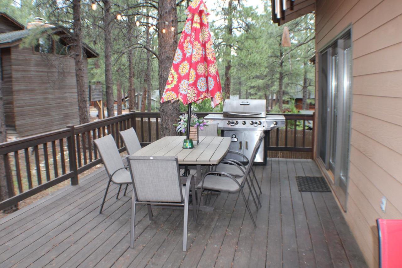 Kathys Cabin, King Bed, Hot Tub, Near-Nau & Downtown Attractions, Perfect Year-Round Mountain Getaway Flagstaff Zewnętrze zdjęcie