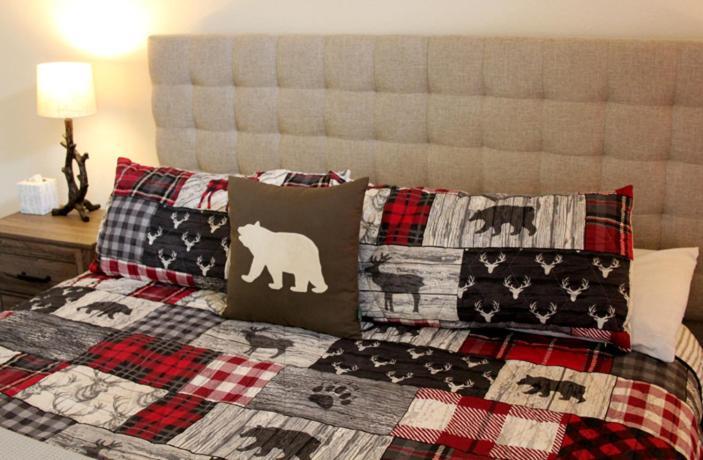 Kathys Cabin, King Bed, Hot Tub, Near-Nau & Downtown Attractions, Perfect Year-Round Mountain Getaway Flagstaff Zewnętrze zdjęcie